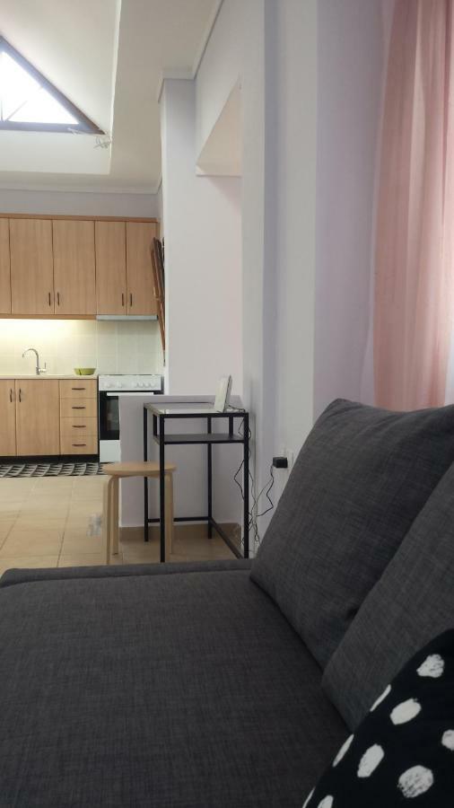 Beachfront Stylish Maisonette In イエリソス エクステリア 写真
